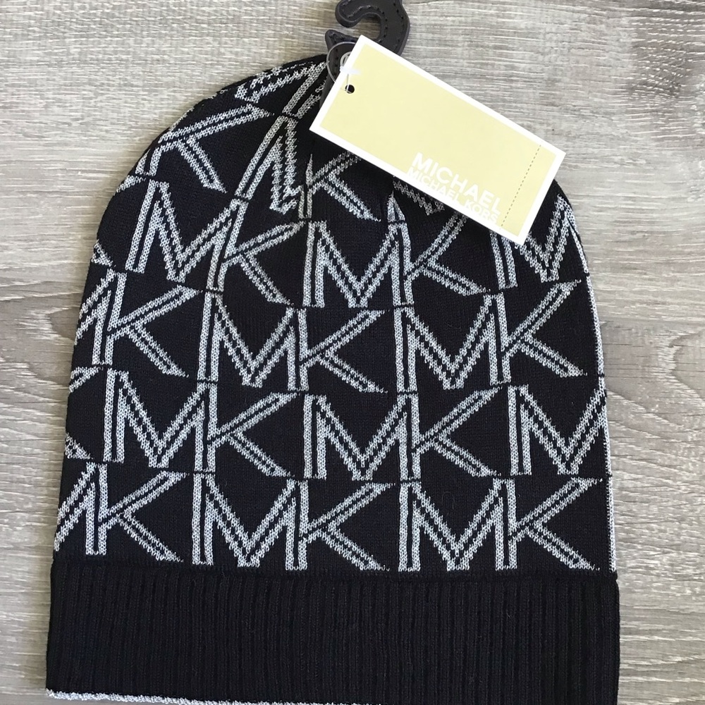 MICHAEL KORS Knit Beanie
